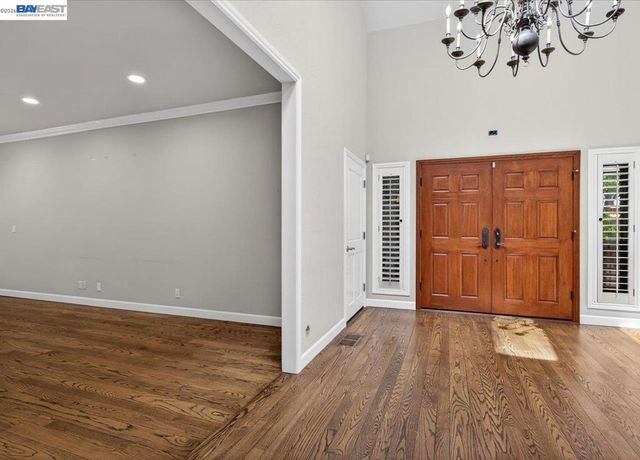 227 Kilkare Rd, Sunol, CA 94586