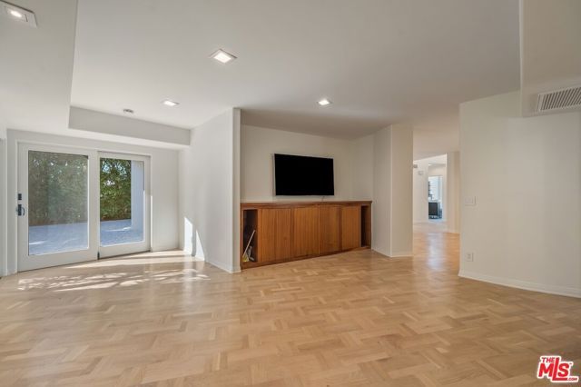 1708 Clear View Drive, Beverly Hills, CA 90210