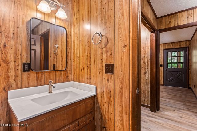 33 Hundred Acre Woods Drive, Murphy, NC 28906
