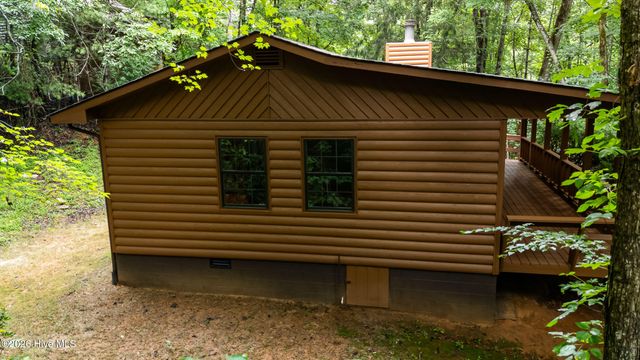 33 Hundred Acre Woods Drive, Murphy, NC 28906