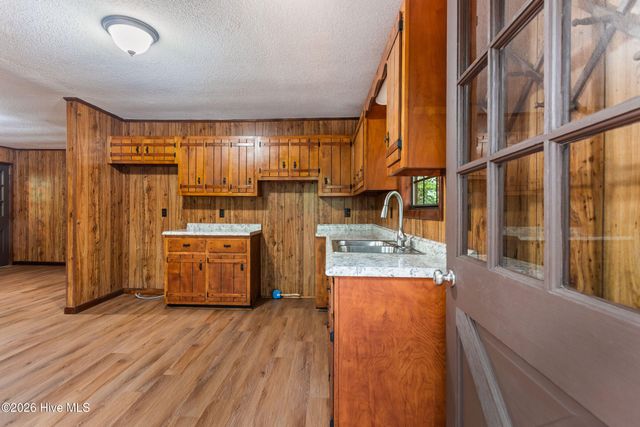 33 Hundred Acre Woods Drive, Murphy, NC 28906