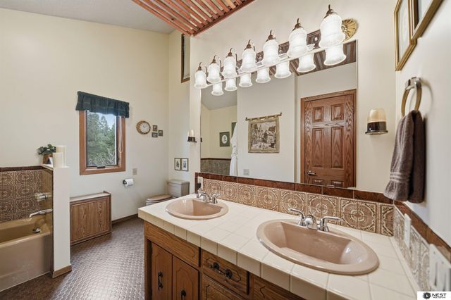 9440 W O Street, Lincoln, NE 68528