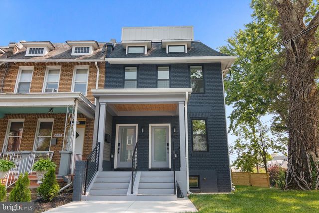 842 MADISON ST NW #B, Washington, DC 20011