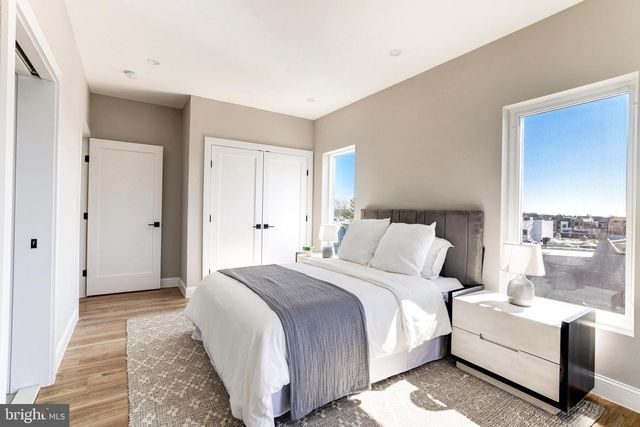 842 MADISON ST NW #B, Washington, DC 20011