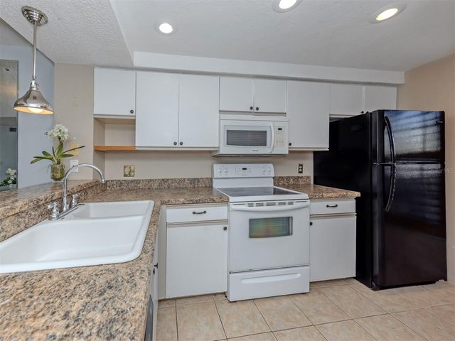 925 WEXFORD BLVD BOULEVARD, Venice, FL 34293