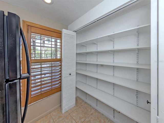 925 WEXFORD BLVD BOULEVARD, Venice, FL 34293