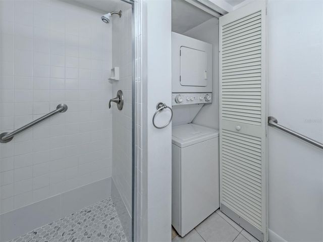 925 WEXFORD BLVD BOULEVARD, Venice, FL 34293