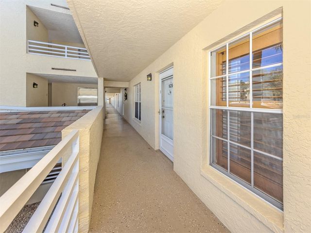 925 WEXFORD BLVD BOULEVARD, Venice, FL 34293