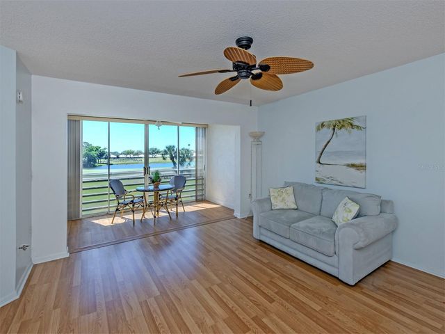 925 WEXFORD BLVD BOULEVARD, Venice, FL 34293