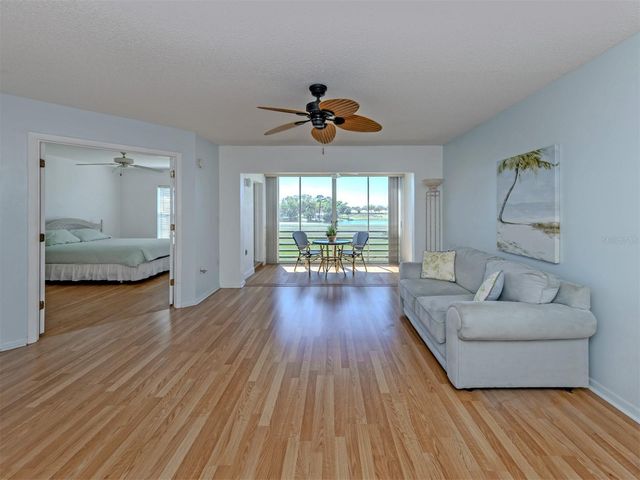 925 WEXFORD BLVD BOULEVARD, Venice, FL 34293