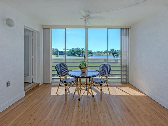 925 WEXFORD BLVD BOULEVARD, Venice, FL 34293