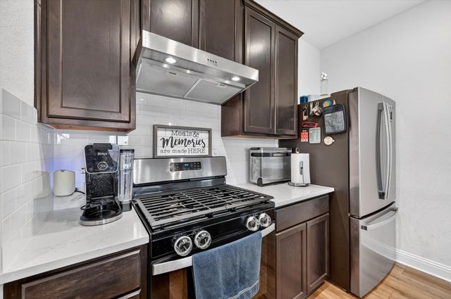 3925 Belleview Place, Crandall, TX 75114