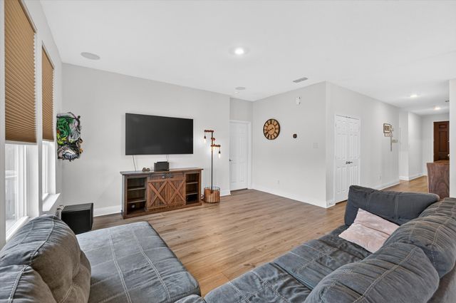 3925 Belleview Place, Crandall, TX 75114