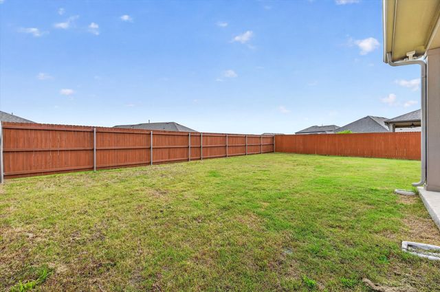 3925 Belleview Place, Crandall, TX 75114