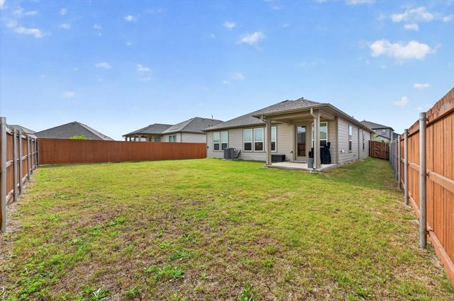 3925 Belleview Place, Crandall, TX 75114