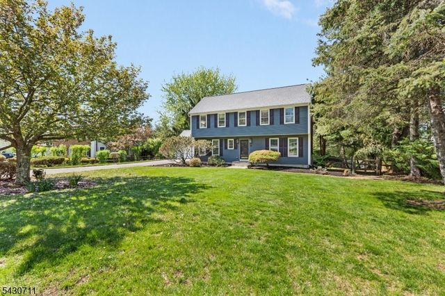 9 Langford Dr, Mendham Twp., NJ 07945