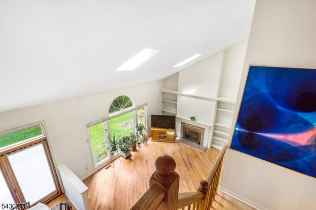 9 Langford Dr, Mendham Twp., NJ 07945