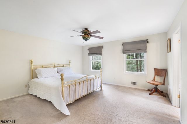9 Langford Dr, Mendham Twp., NJ 07945