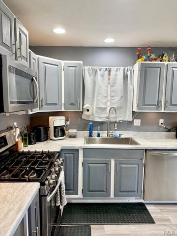 2423 W 19th St, Pueblo, CO 81003