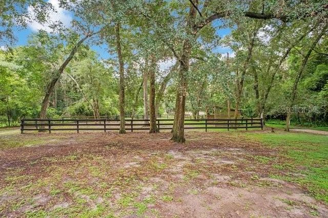 560 N LAKE PLEASANT ROAD, Apopka, FL 32712