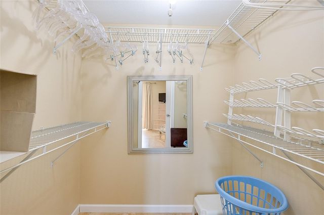 104 CAPRI ISLES BOULEVARD 209, Venice, FL 34292