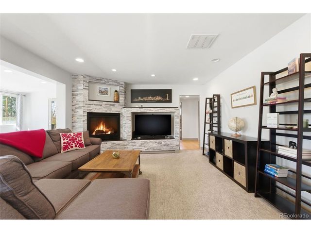 891 Glencoe St, Denver, CO 80220