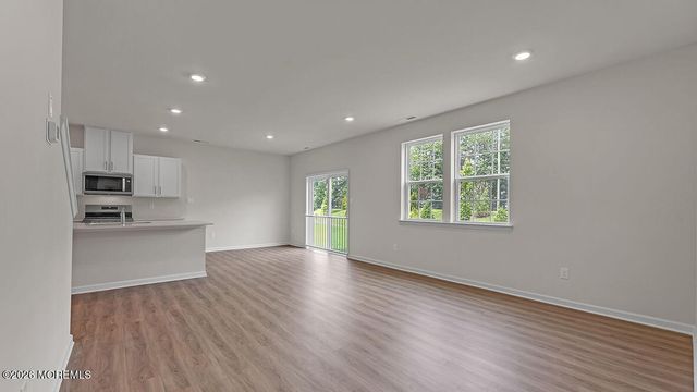 7 Dahlia Court, Bayville, NJ 08721