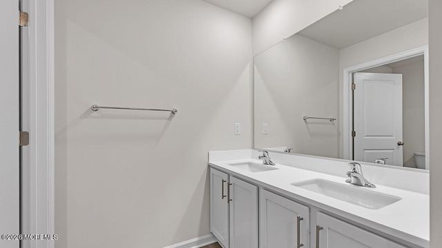 7 Dahlia Court, Bayville, NJ 08721