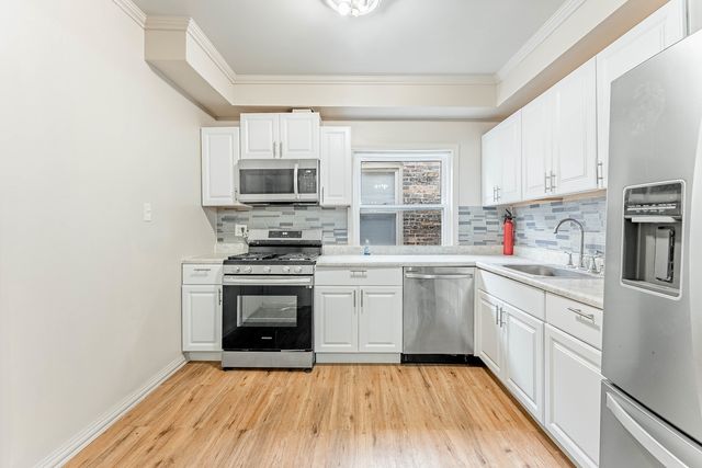 5007 N Lawndale Avenue, Chicago, IL 60625