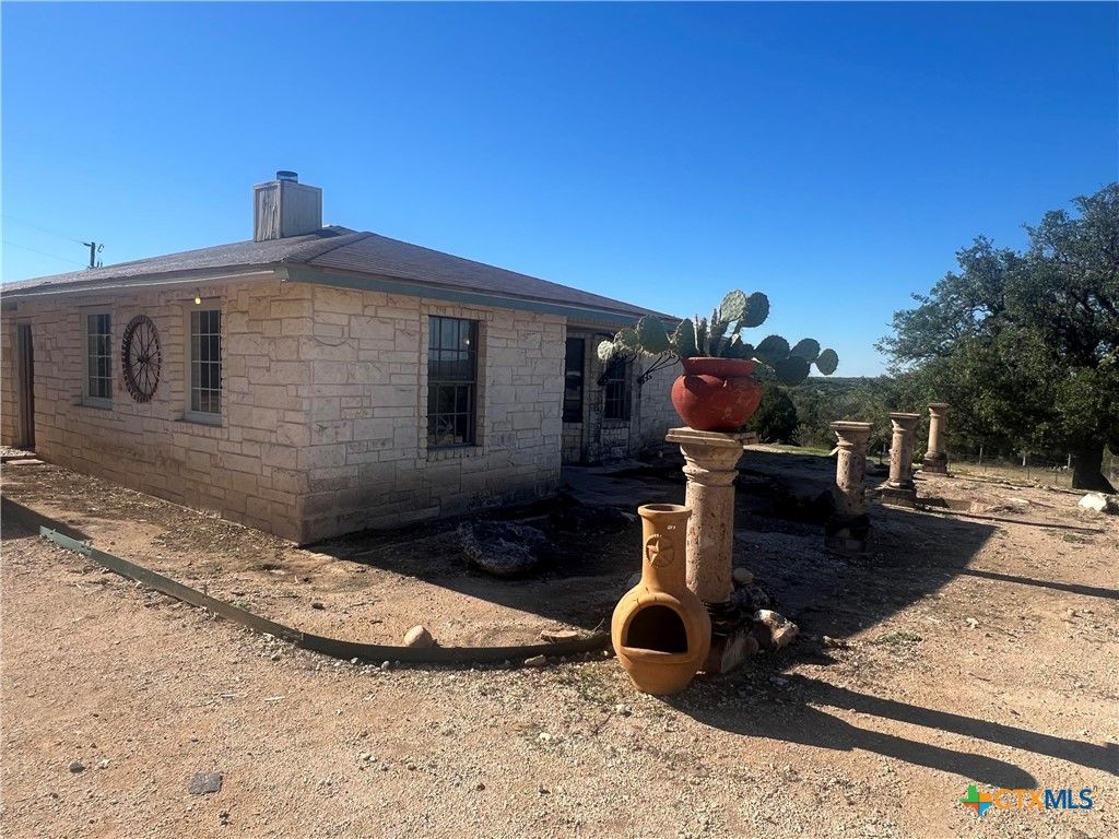 20239 Stillman Valley Road, Florence, TX 76527