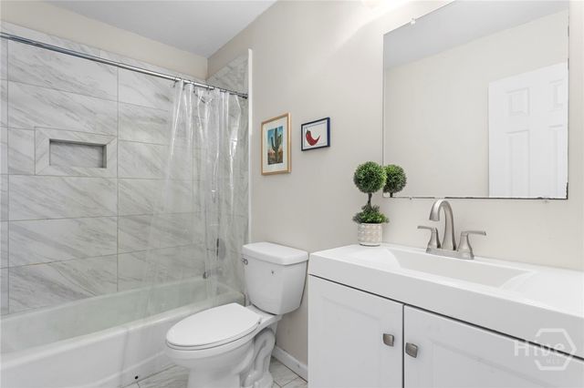 39 Helmsman Court, Savannah, GA 31410