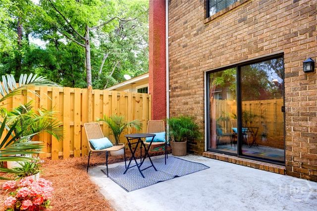 39 Helmsman Court, Savannah, GA 31410