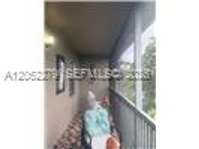 13255 SW 7th Ct 406D, Pembroke Pines, FL 33027