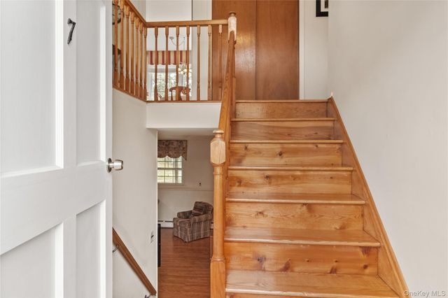 7 Dearborn Road, West Nyack, NY 10994