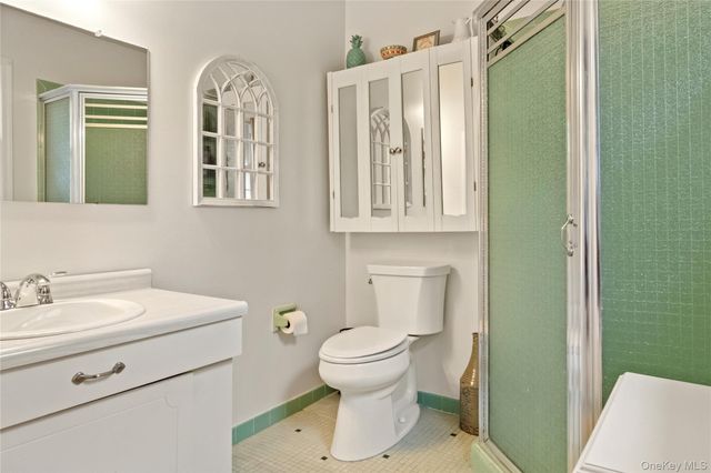 7 Dearborn Road, West Nyack, NY 10994