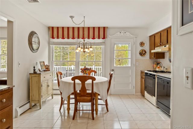 7 Dearborn Road, West Nyack, NY 10994