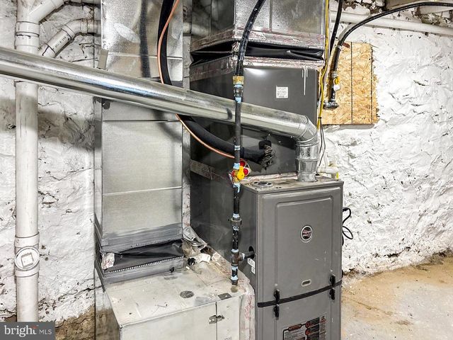 2217 RIGGS AVE, Baltimore, MD 21216