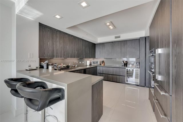 3201 NE 183rd Street 1806, Aventura, FL 33160
