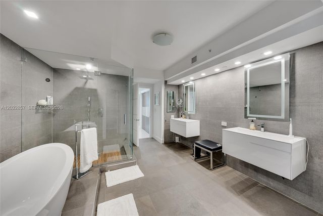 3201 NE 183rd Street 1806, Aventura, FL 33160