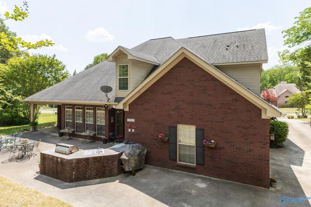 6512 Sparkling Dew Lane, Huntsville, AL 35810