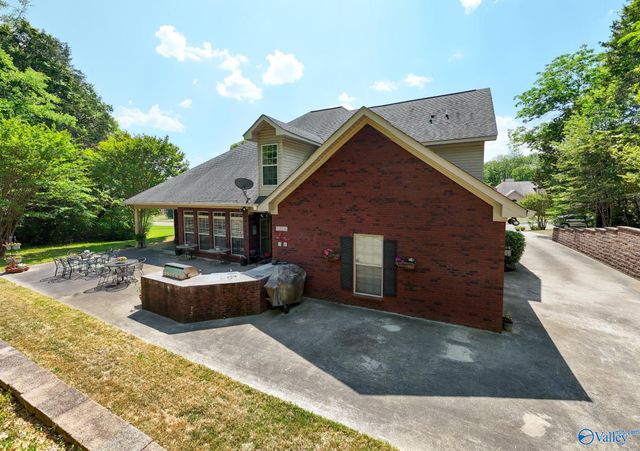 6512 Sparkling Dew Lane, Huntsville, AL 35810