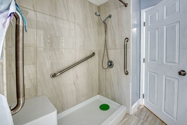 81 Errol Rd, Brockton, MA 02302