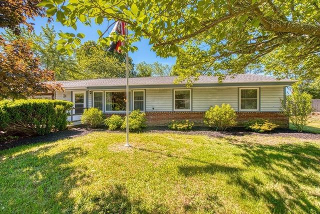 81 Errol Rd, Brockton, MA 02302