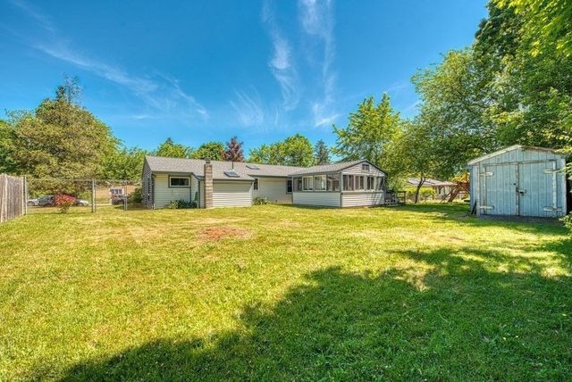 81 Errol Rd, Brockton, MA 02302