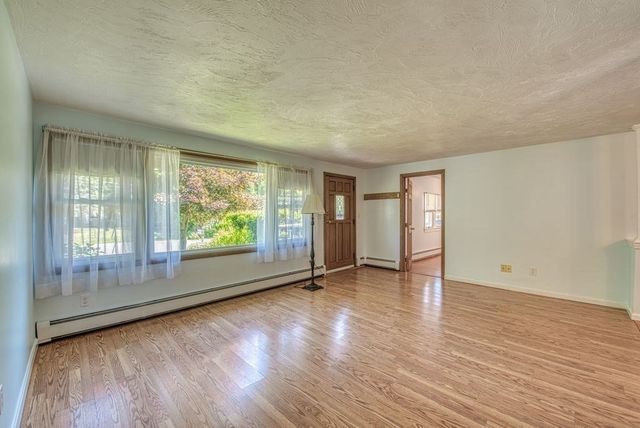 81 Errol Rd, Brockton, MA 02302