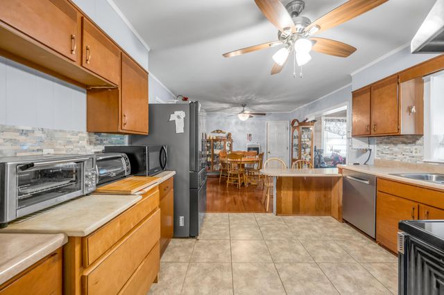 225 Blueberry Lane, Mt Sterling, KY 40353