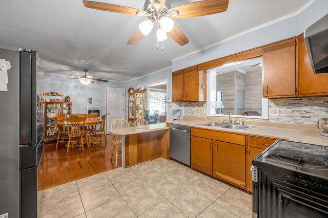 225 Blueberry Lane, Mt Sterling, KY 40353