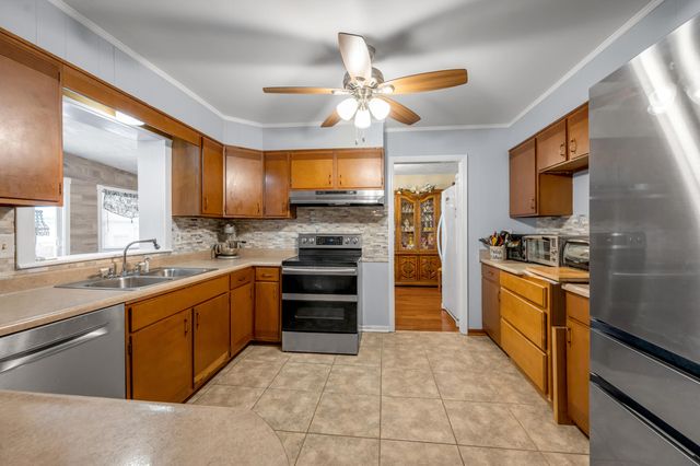 225 Blueberry Lane, Mt Sterling, KY 40353