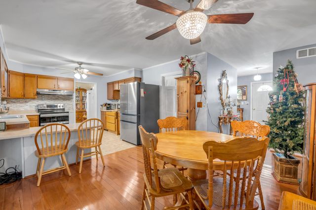 225 Blueberry Lane, Mt Sterling, KY 40353