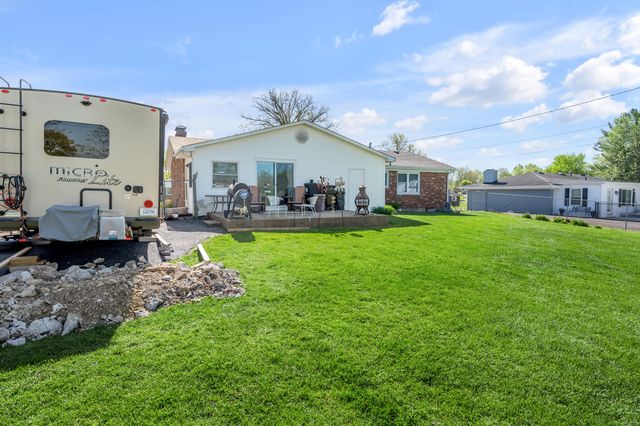 225 Blueberry Lane, Mt Sterling, KY 40353